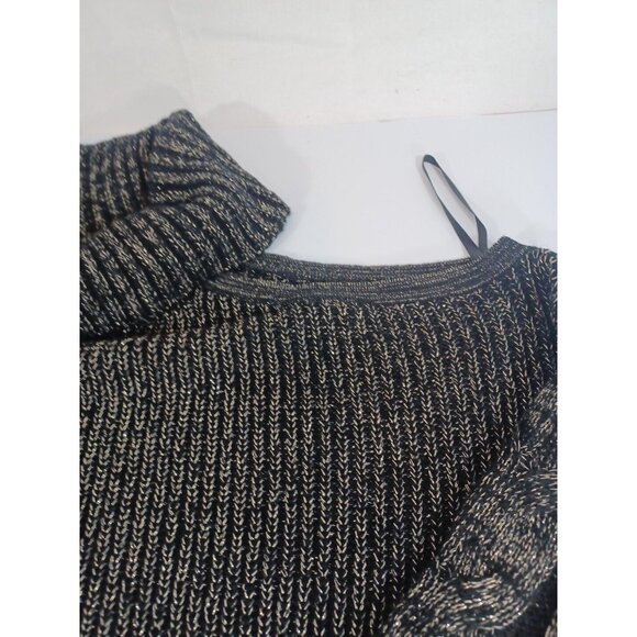 NWT Torrid Plus Size Sexy Romantic Flirty Black Gold Open Shoulder Sweat… - Picture 10 of 10